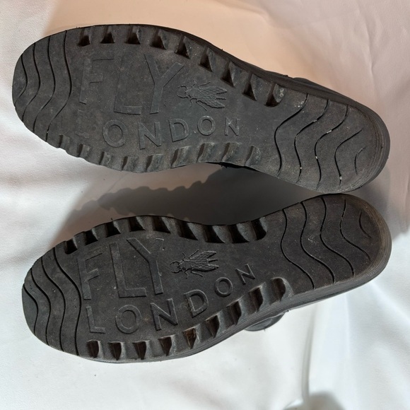 FLY LONDON Sz 41 Yip Boots Wedge Zip Up Ruched Ankle Booties Black - Picture 10 of 14